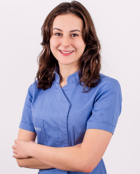 Natalia Kopycińska, dentist