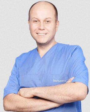 Tomasz Bobek dentist, dental implants